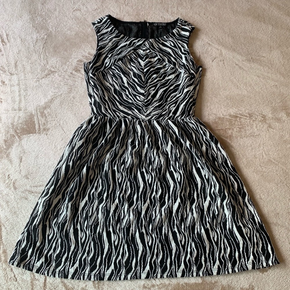 Women’s Black and White Zebra Dress Size S